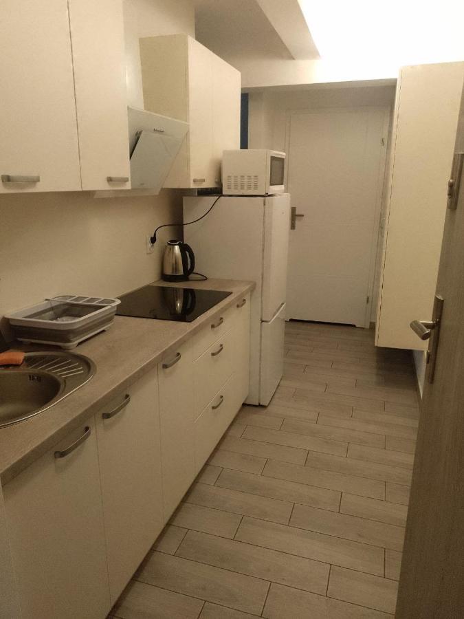 Appartement Mieszkanie #3 - Kawalerka Z Kuchnia I Lazienka 1-4 Osoby, To Jeden Pokoj-kawalerka