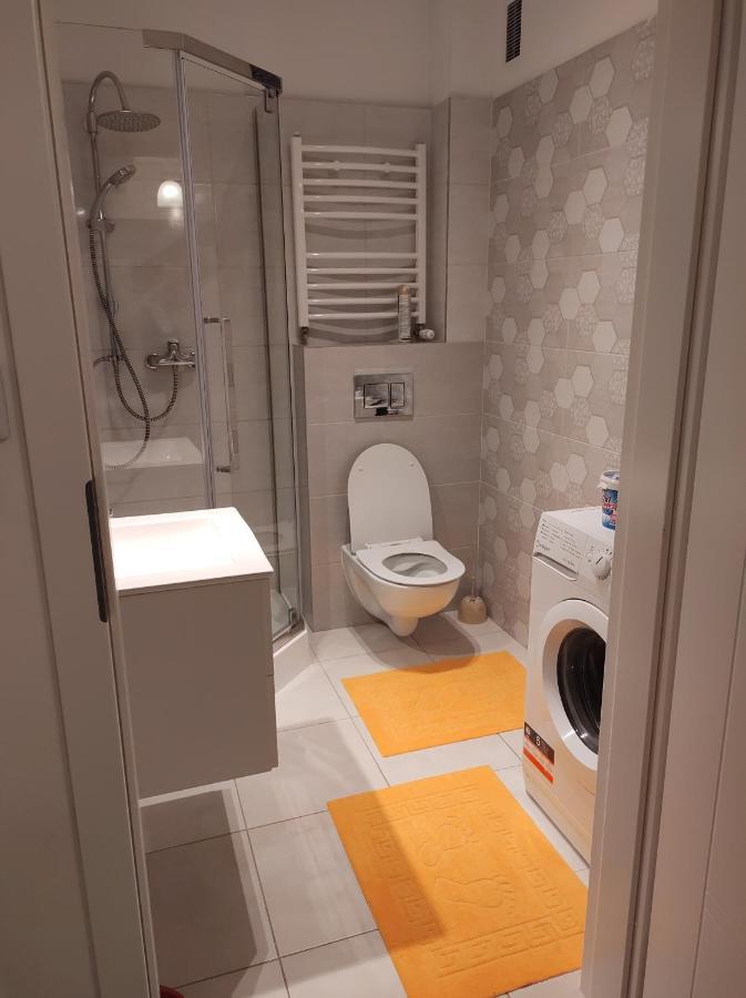 Appartement Mieszkanie #3 - Kawalerka Z Kuchnia I Lazienka 1-4 Osoby, To Jeden Pokoj-kawalerka